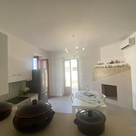 Renicedda A 300 M Dal Mare Dom wakacyjny