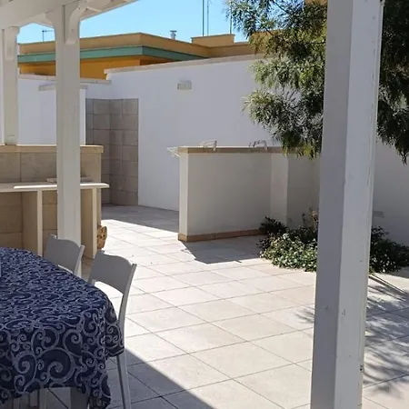 Renicedda A 300 M Dal Mare *