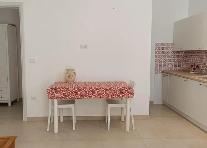 Renicedda A 300 M Dal Mare *