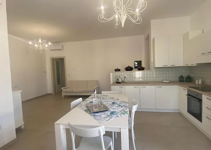 Dom wakacyjny Renicedda A 300 M Dal Mare