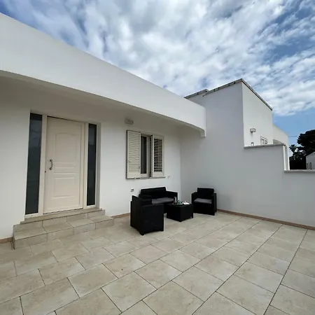 Ferienhaus Renicedda A 300 M Dal Mare